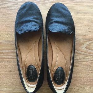 Clarks Indigo calf hair loafers